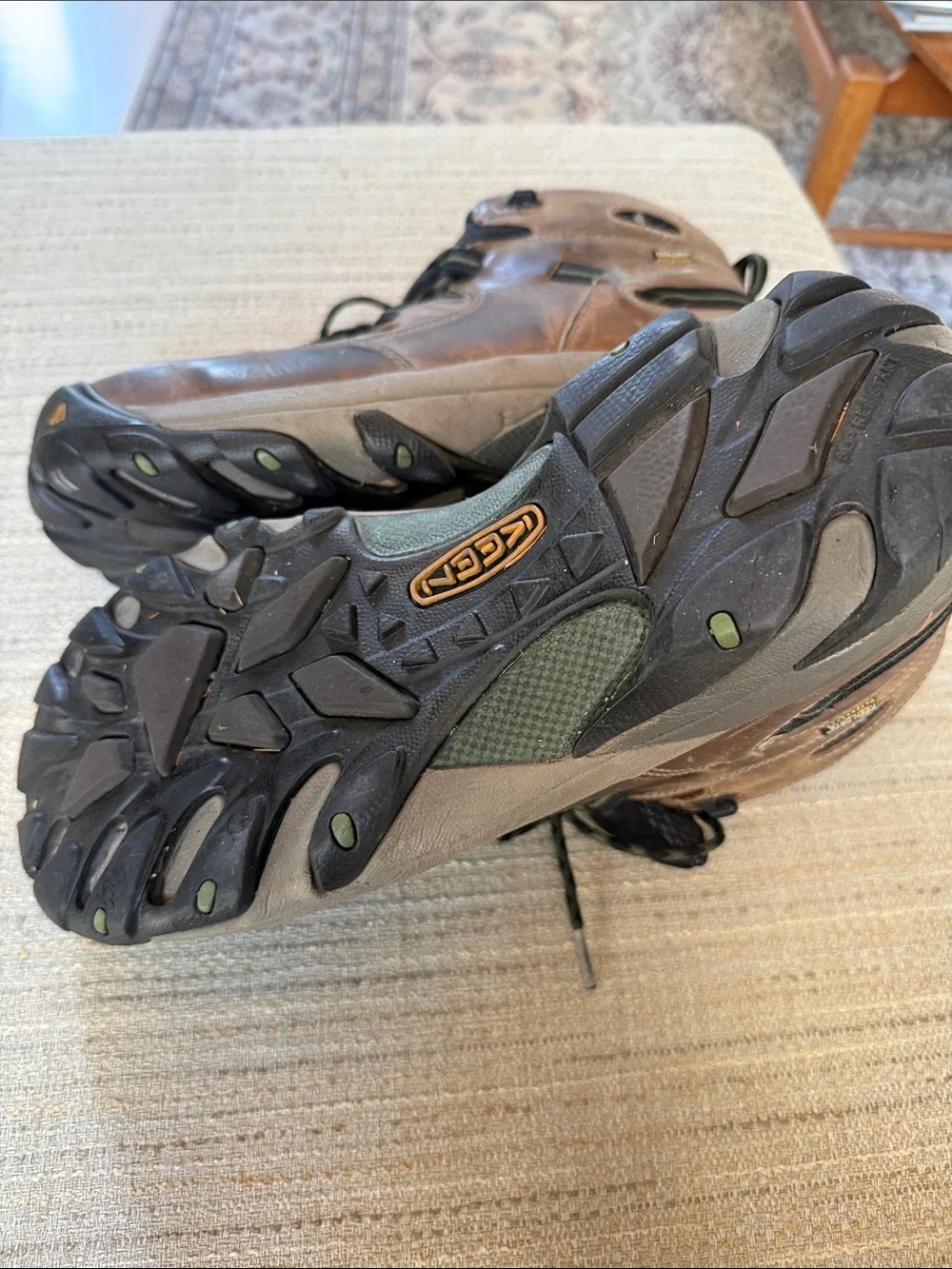Keen Men’s Hiking Boots Size 11